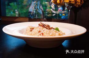 Sesame Oil Chicken and Goji Berry Rice