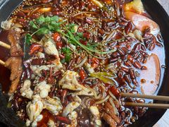 -鸿顺老铁锅美蛙鱼府(解放碑店)