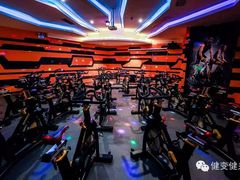 -健变健身俱乐部(前海天虹商场店)