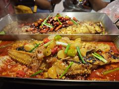 -鸣记脆皮烤鱼·海鲜烤鱼(亿合城店)
