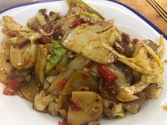 炒二块粑-怪噜范·老贵阳街头名小吃(鸿通城店)