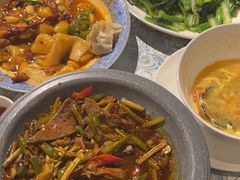 -巴扎美食·新疆菜·西域歌舞表演餐厅(新疆大厦店)