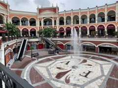 -佛罗伦萨小镇广佛名品奥特莱斯(疏港路店)