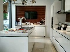 -佰丽爱家全屋定制(汶水店)