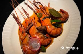 Sichuan-style Red Cliff Oolong Steamed and Marinated Luo's Prawn