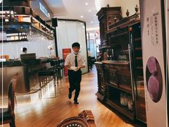 -醉辉皇上海之巅(上海中心大厦店)