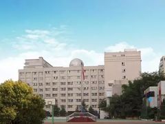 -昆明市第十中学(白塔校区)