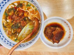 酸菜牛腩粉-三两粉(石厦时代广场店)