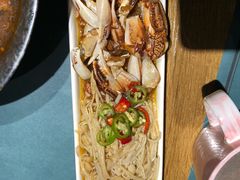 麻辣金针菇-八月美食小馆(银泰城总店)