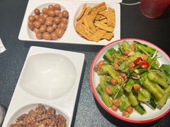 -辣尚瘾·烤鱼·新川菜(牡丹园直营店)