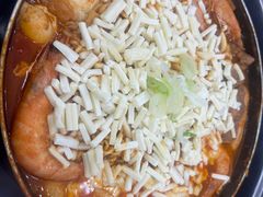 -三清洞摩西韩式年糕火锅(威高广场店)