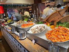 自助取餐区-广州中心皇冠假日酒店-环市食坊·海鲜自助餐厅