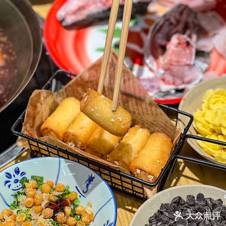 请问是谁发明的无刺黑鱼花火锅🐟都给我来吃❗❗