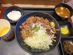 招牌炙烧肥牛丼-町门烤肉拌饭专门店(哈西万达店)