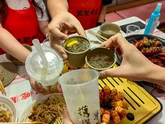 -肥肥虾庄·金牌油焖大虾(汉口城市广场店)