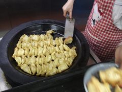 -天天锅贴王(迎凤街店)