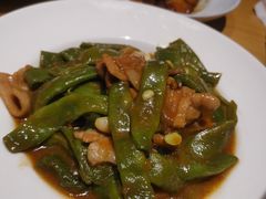 -关东小磨东北菜(上海长风大悦城店)