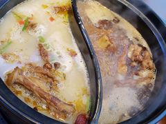 -亿诣蝎府炸酱面羊蝎子火锅(酷车小镇店)