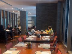 -阿纳迪酒店·秘境西餐厅