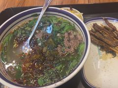 -云阿蛮云南生烫牛肉米线(奉贤路店)