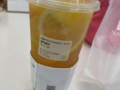 霸气橙子-奈雪的茶(深圳北站店)
