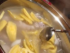 -椰夫人·养生椰子鸡(黄埔时代城店)