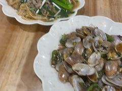 湿炒牛河-南记食粥坊·宵夜大排档(莲花总店)