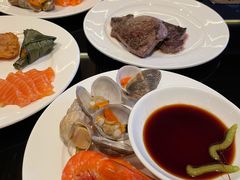 -大中华希尔顿酒店-念自助餐·嗨啤·小龙虾