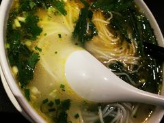 蒙自过桥米线-南蛮子(进贤路店)