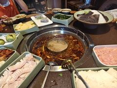 -巴倒烫陆派火锅山庄(南山总店)