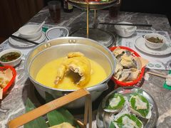 -禄婶鸡煲·打边炉