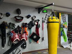 -迈劲健身专业私教(朝青汇店)