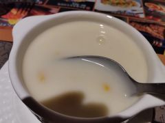 玉米忌廉汤-麦茜哥牛扒城(中银店)