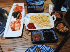 -鹤一烤肉自助餐厅(中关村店)