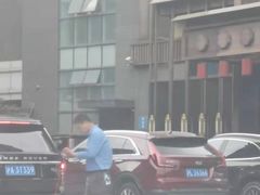 -颐尚温泉(东鼎购物中心店)