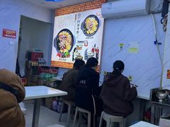 -府广阿婆牛杂