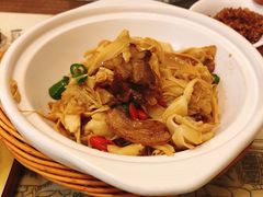 -十二饭点·川菜(北站圆融店)