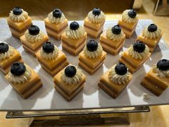 -岷山饭店-芝芝自助餐厅