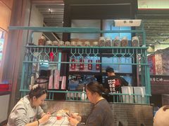 -肥汁米蘭香港米线(长宁来福士店)