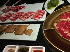 -猪啊牛呀羊啊铜盘烤肉(正大广场店)
