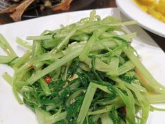 泰式飞天通菜-摩登有记·新派泰国菜(银钻广场店)