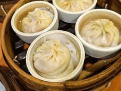 -莱莱小笼·乔艾