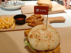 -必胜客(沈辽路万达店)