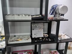 -ME觅妆·定制美妆·彩妆私教(菱角湖店)