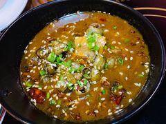 -虾弄弄海派小龙虾·牛羊蝎子火锅