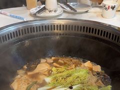 -哈尔滨烧烤·山河村铁锅炖(交大店)