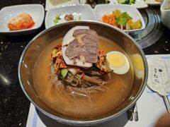 -青松馆韩国料理(香港中路佳世客店)