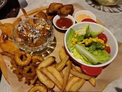 -必胜客(东大桥店)