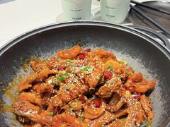 -张大师鸭爪爪特色干锅(南湖店)