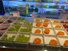 -涨巢·潮玩水疗局